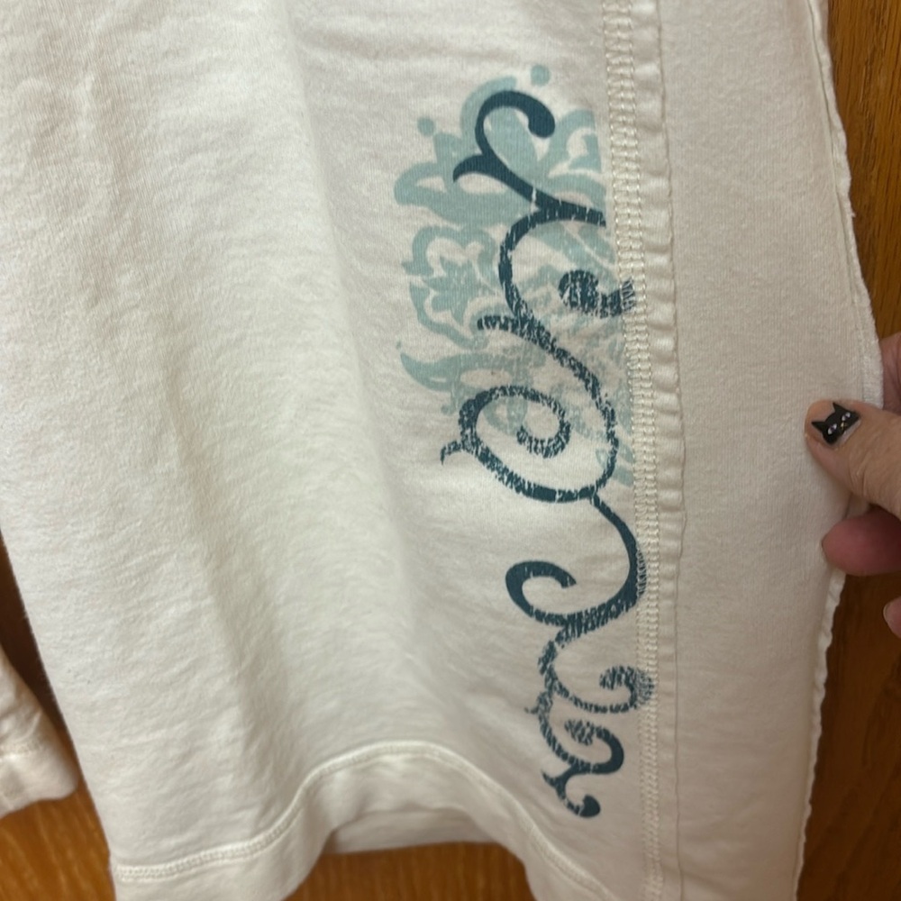 Cute Maurices white sweatpants size 2 women’s these do show wear. - Picture 9 of 11
